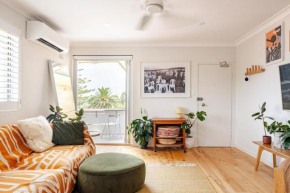 Light-filled apartment in Bronte, Sydney